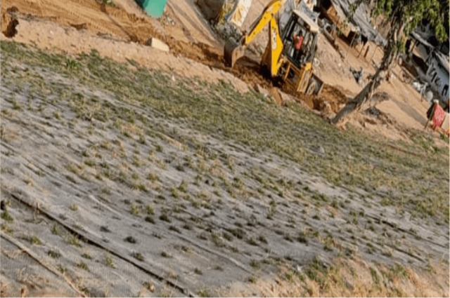 Read more about the article Providing Turfing /Planting with Jute Geo-Textile (JGT) Chand Loliya