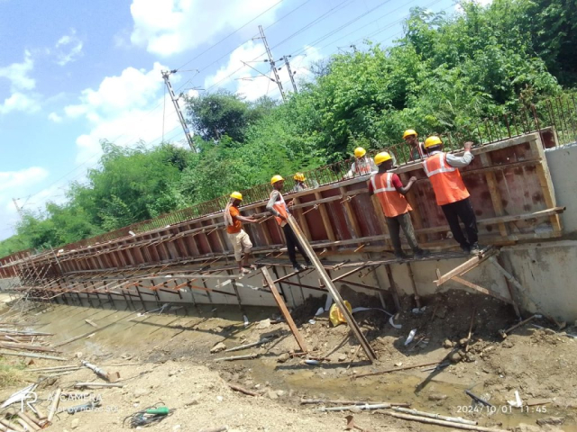 Holstic Technoengineers Private Limited || Construction || Infrastructure || One Elevated and one At Grade station viz. Ecopark and Metro City holistic Technoengineers private limited 110 1024x768