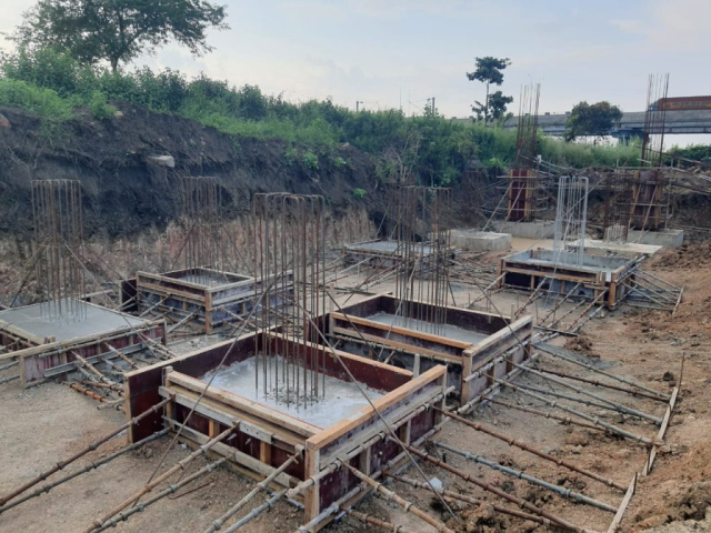 Holstic Technoengineers Private Limited || Construction || Infrastructure || One Elevated and one At Grade station viz. Ecopark and Metro City holistic Technoengineers private limited 114 1024x768