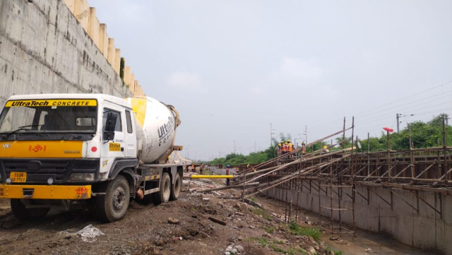 Holstic Technoengineers Private Limited || Construction || Infrastructure || One Elevated and one At Grade station viz. Ecopark and Metro City holistic Technoengineers private limited 19 1024x577